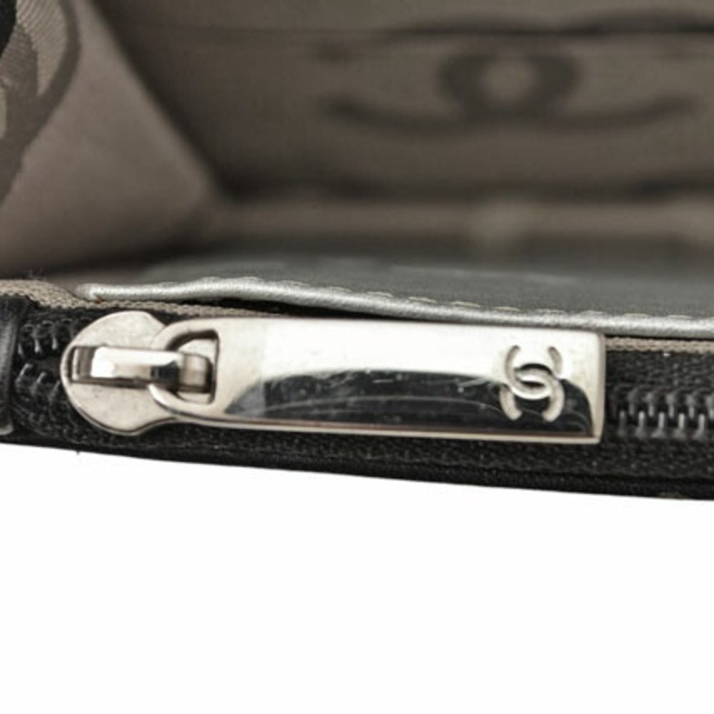 CHANEL Black Wallet - Picture 13 of 16